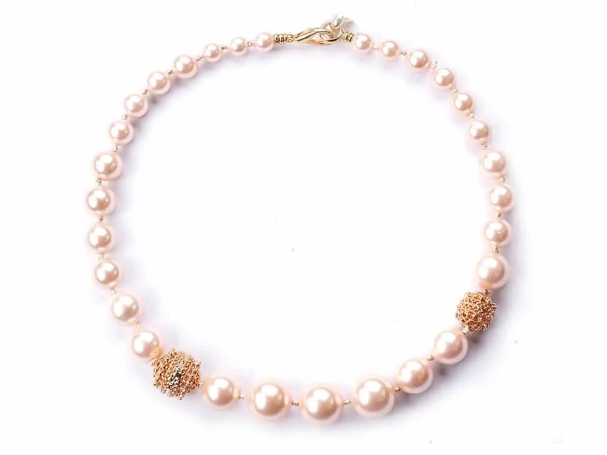 Collier, ROMANCIA, perles blanches