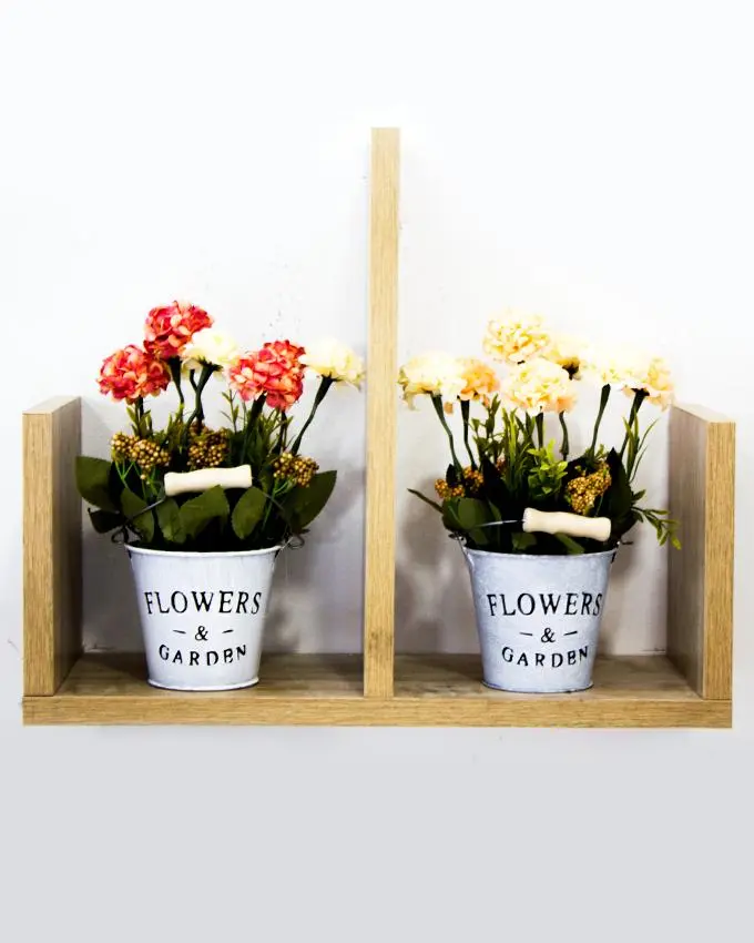 Wall planter with 2 compartments