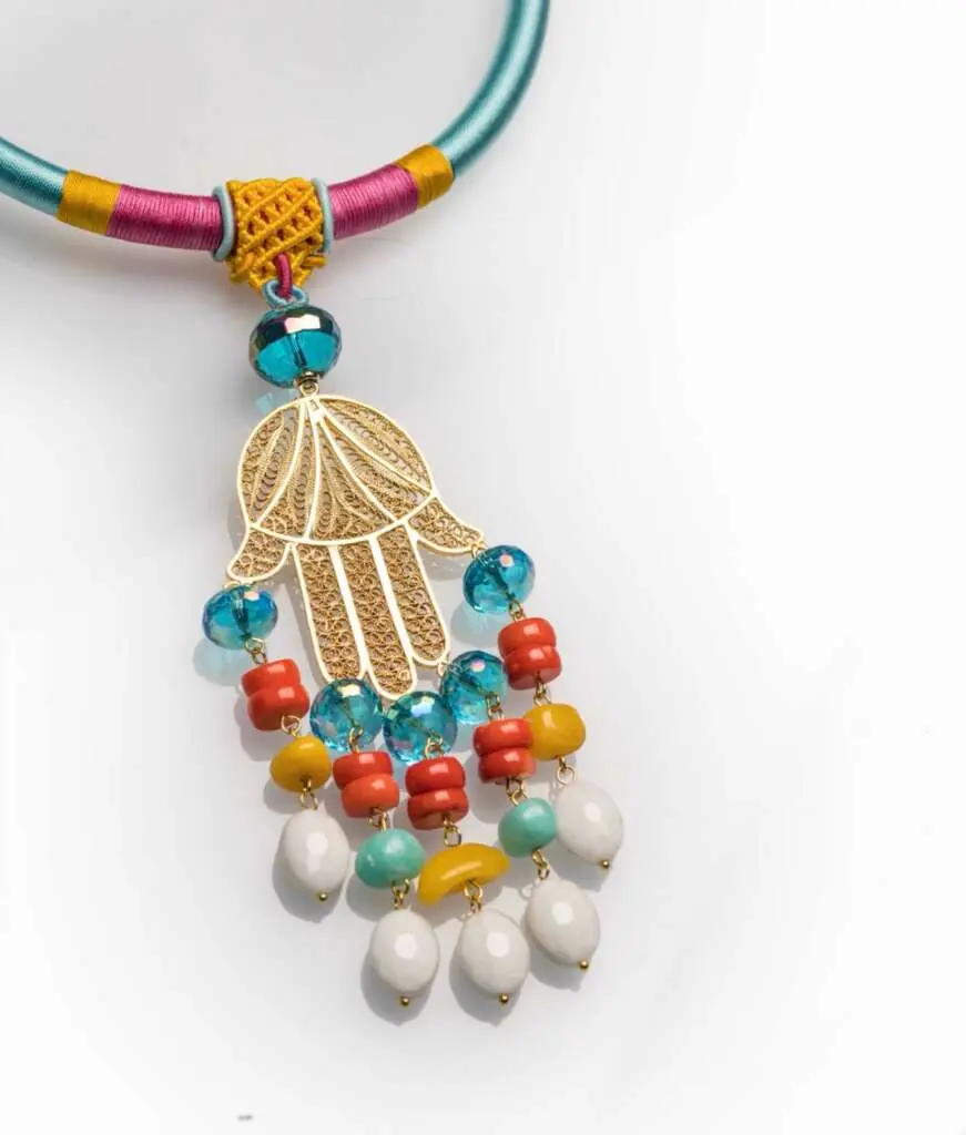 Collier KHOMSSA corail et agate