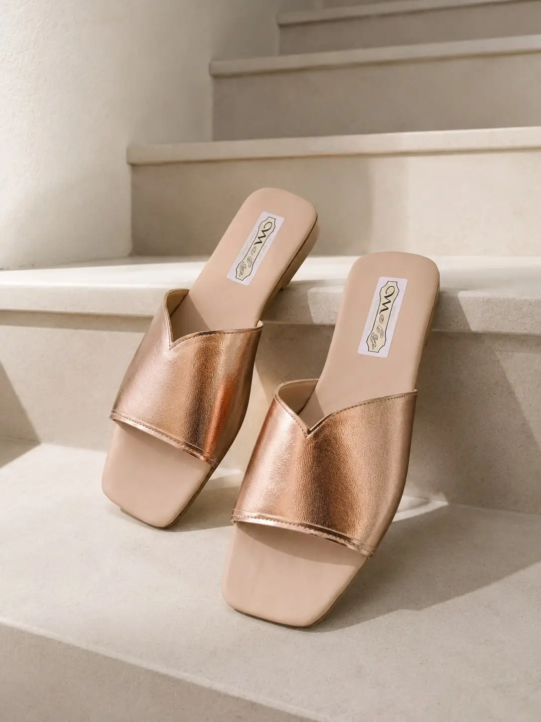 Slipper 05