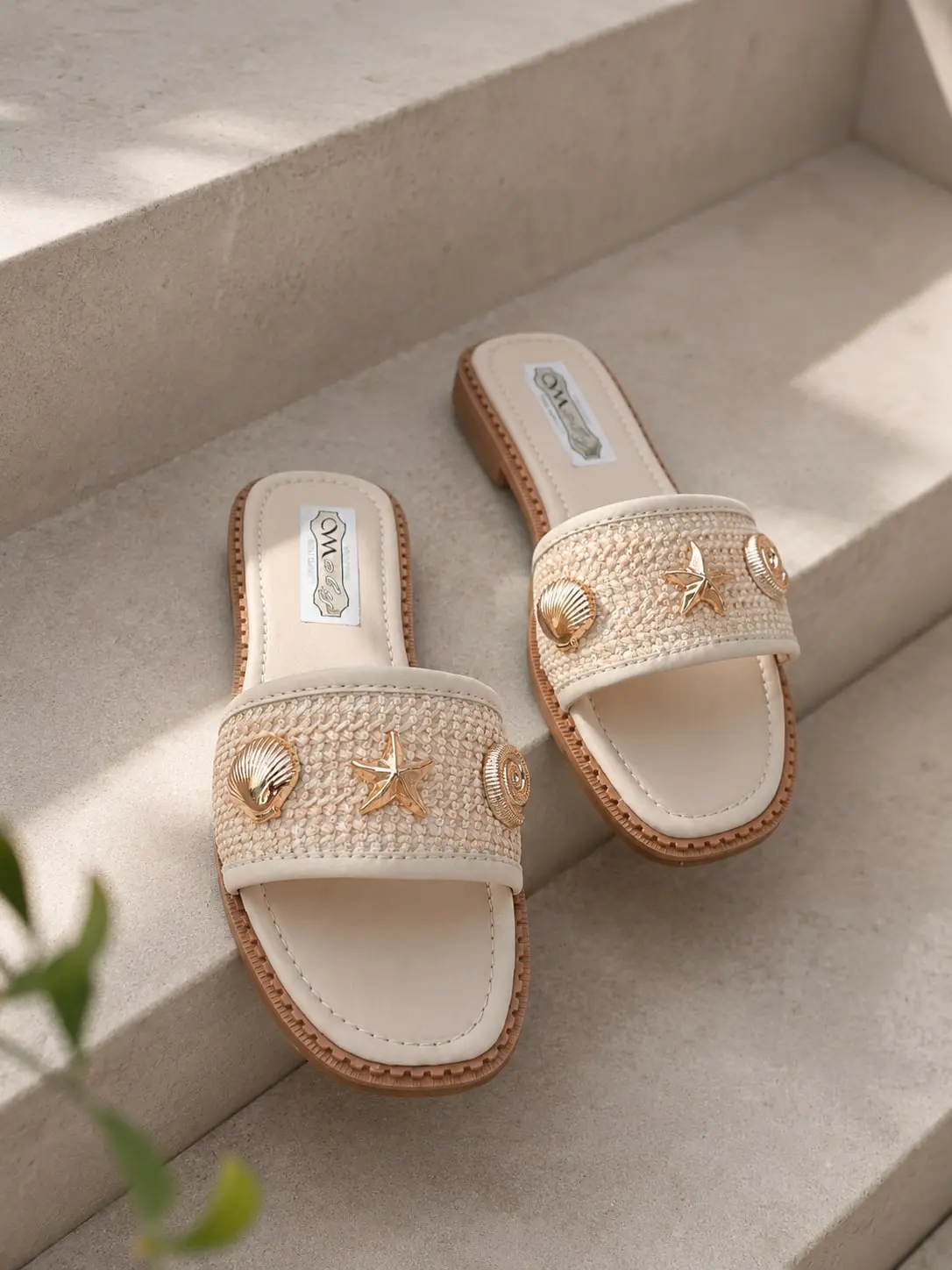 Slipper 06