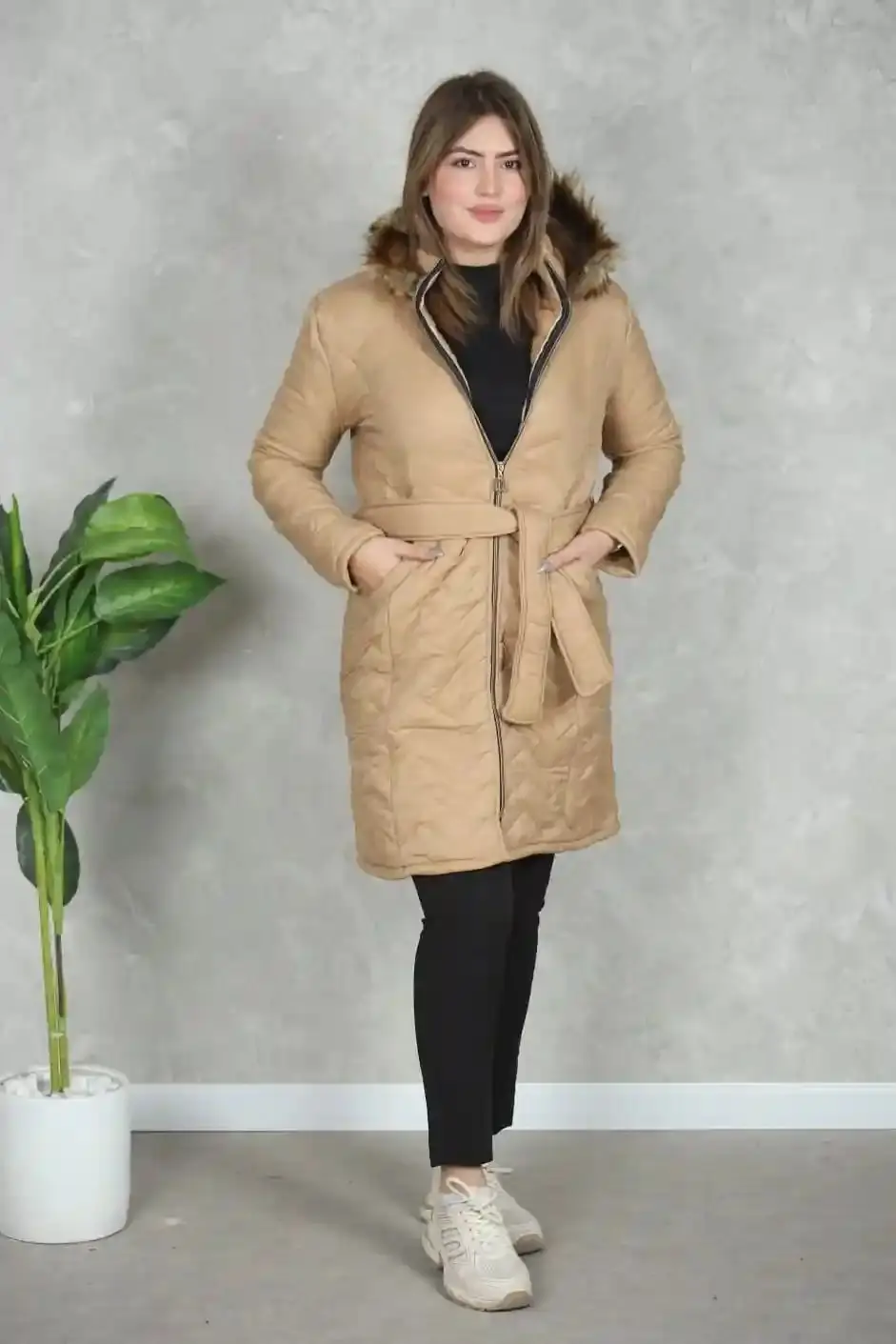 Manteau à Capuche Doublé Fourrure