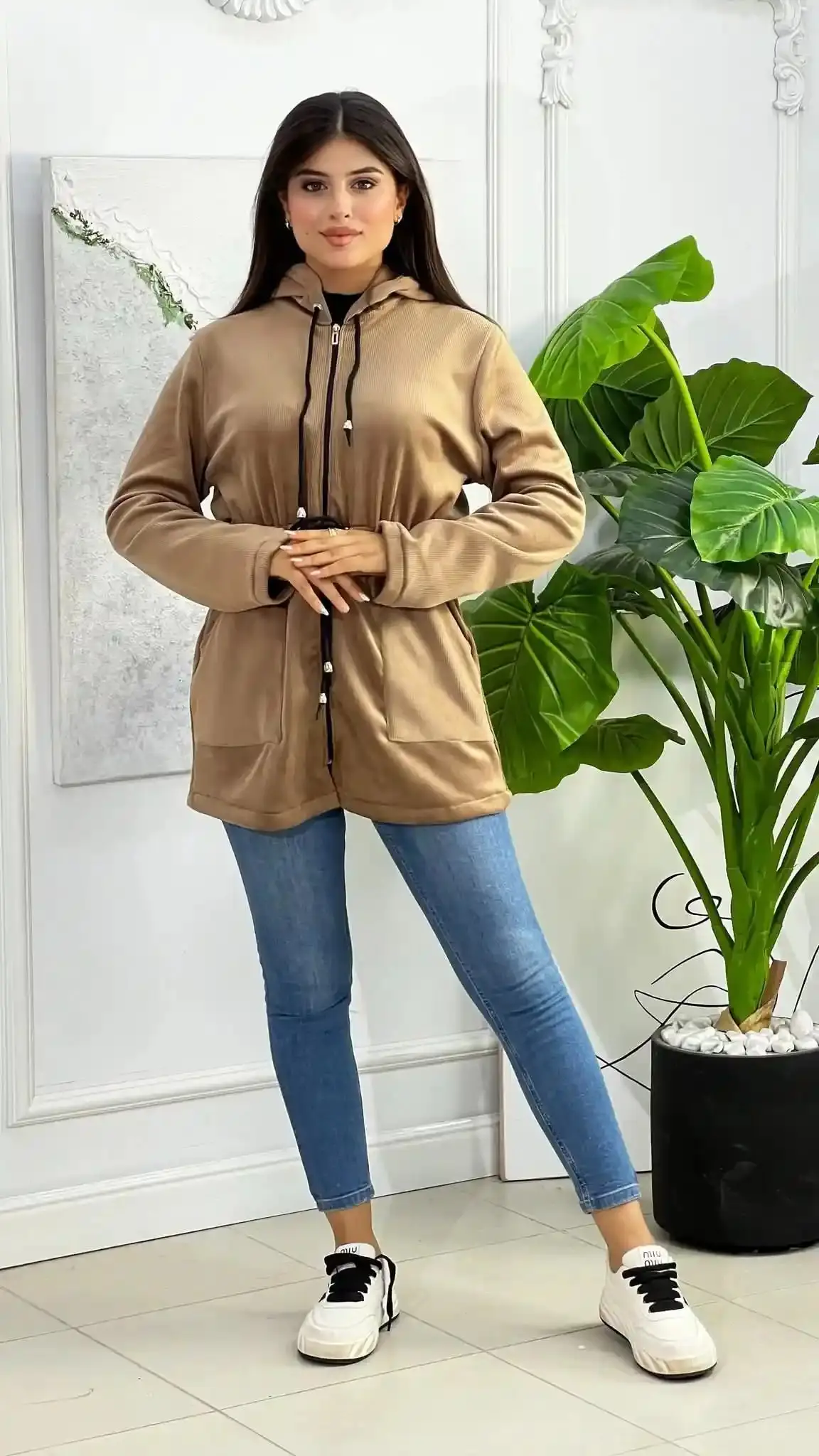 Veste à capuche en velours