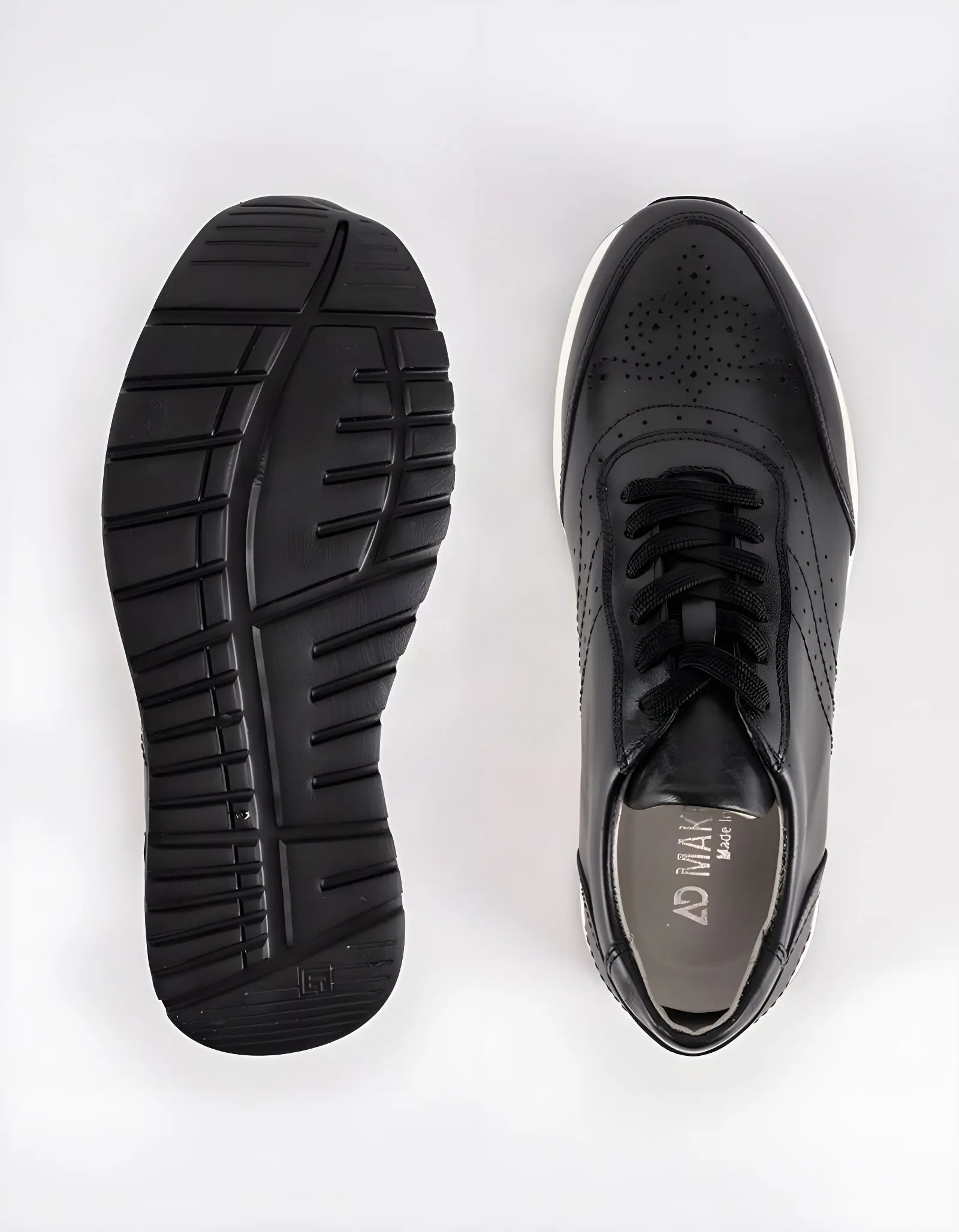 Baskets en cuir Gigi – 1308 Noir