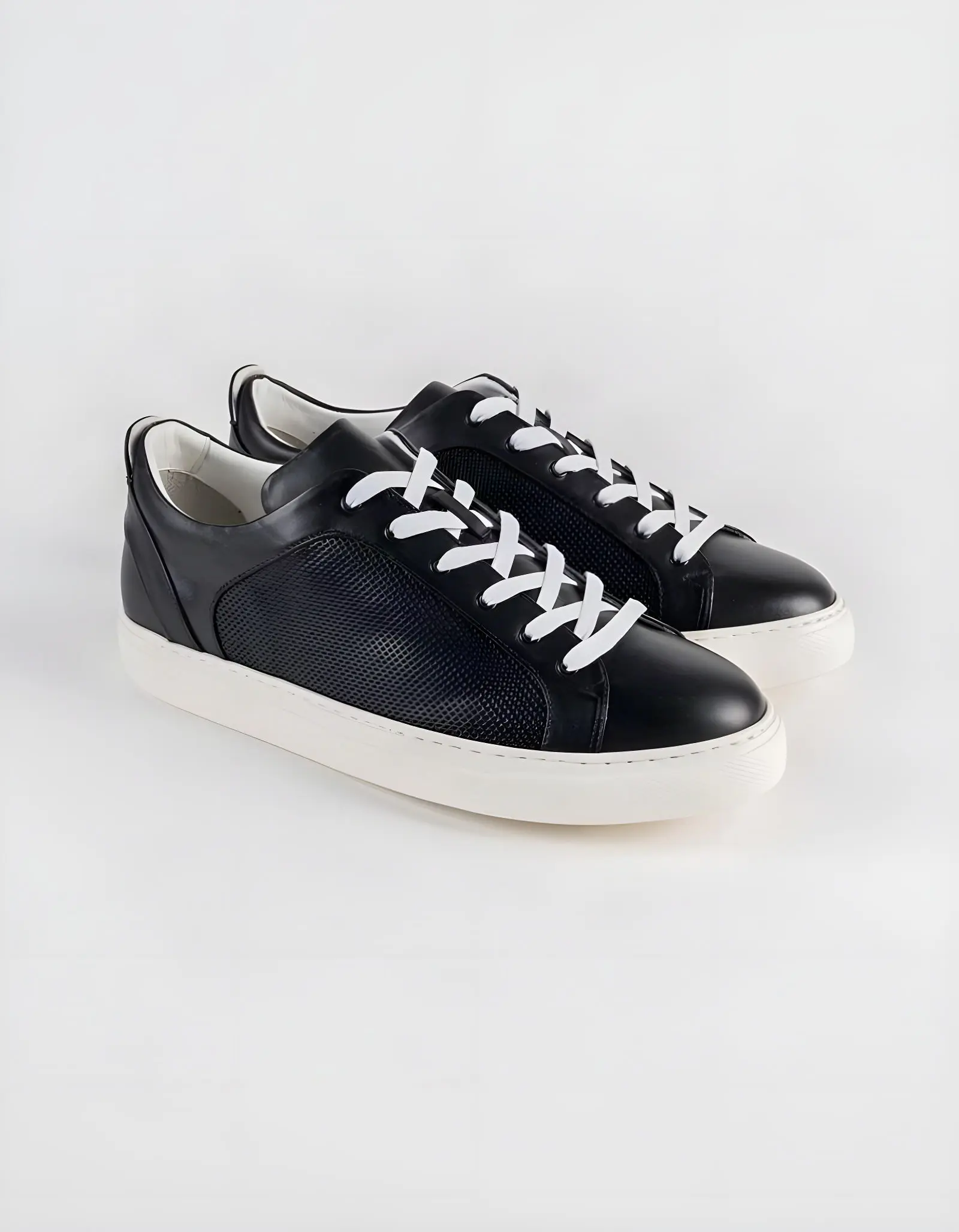 Baskets en cuir Leo – CU09 Noir