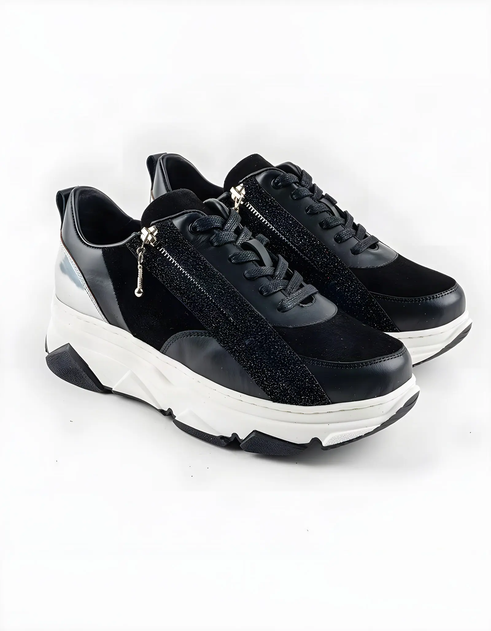 Baskets légères en cuir Lina 01 – NOIR