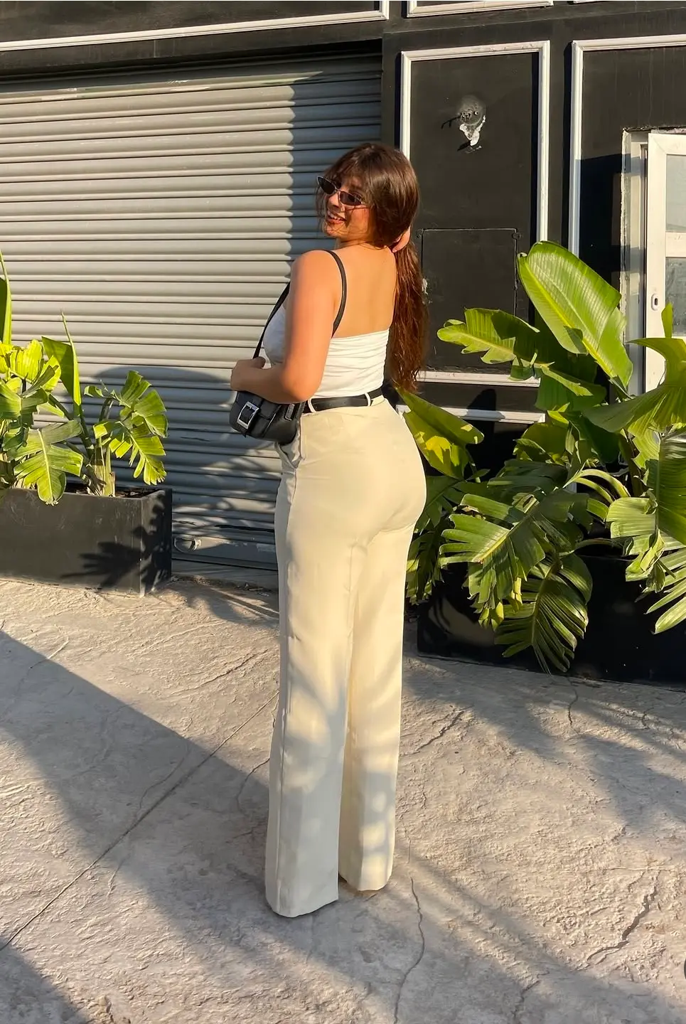 Pantalon large avec ceinture  4