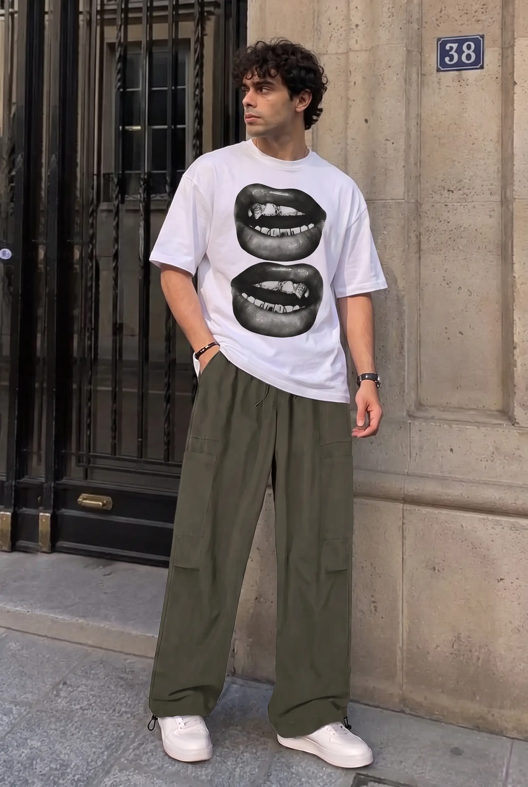 SET T-SHIRT IMPRIMÉ + PANTALON PARACHUTE 2