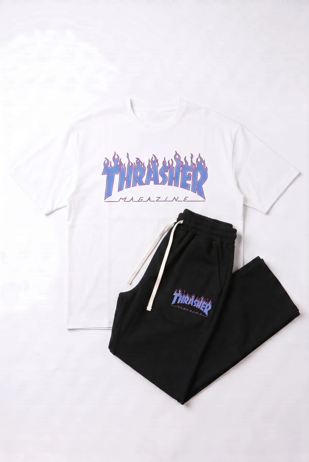 Oversized Printed T-Shirt Set + Trasher Pants