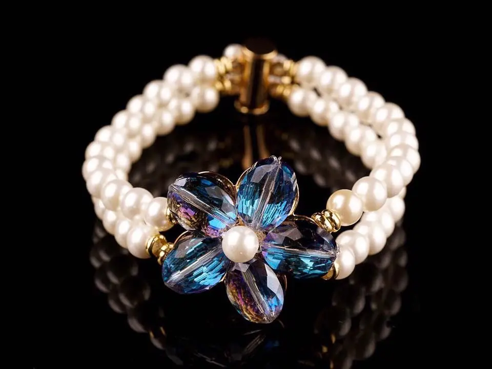 Bracelet FLORIA en perle et fleur bleu foncé