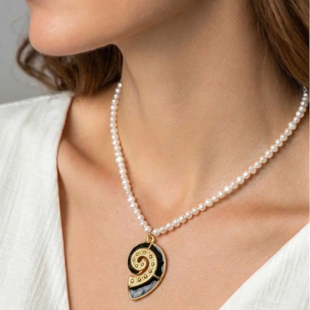 Collier en perles Coquillage