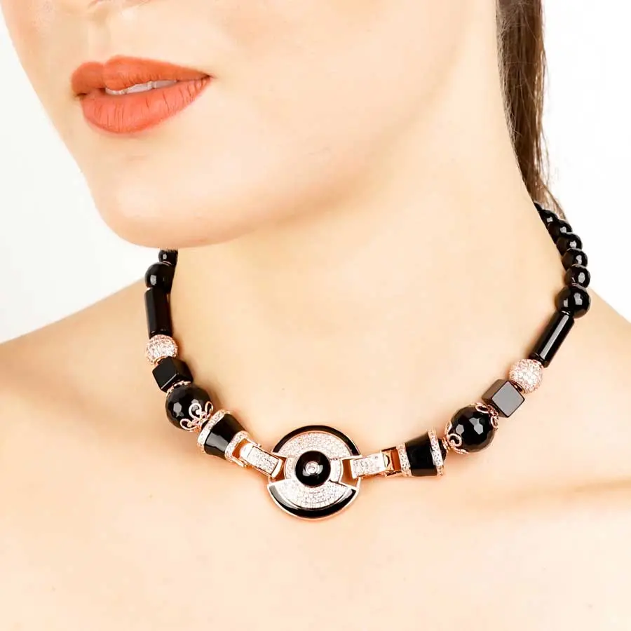 Collier YARA, cercle en onyx,diamélite or rose