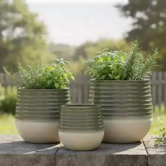 Flower pots set