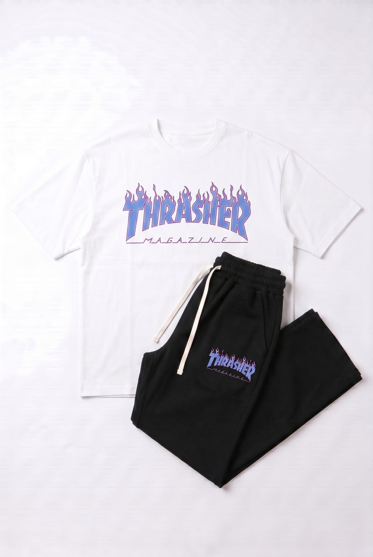 Oversized Printed T-Shirt Set + Trasher Pants