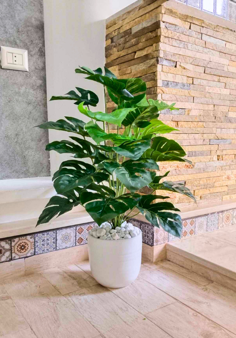 Artificial Monstera in Ceramic Pot X122